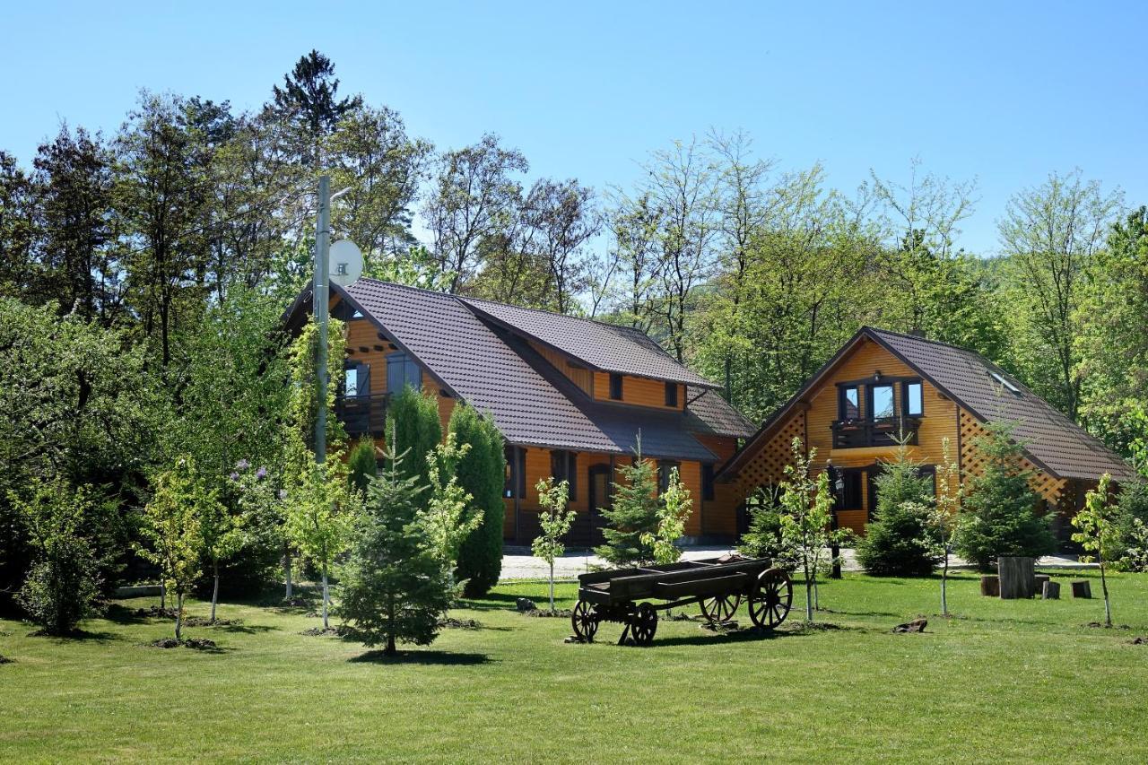 Cabana Paradisul Verde Neamt Targu Neamt ภายนอก รูปภาพ